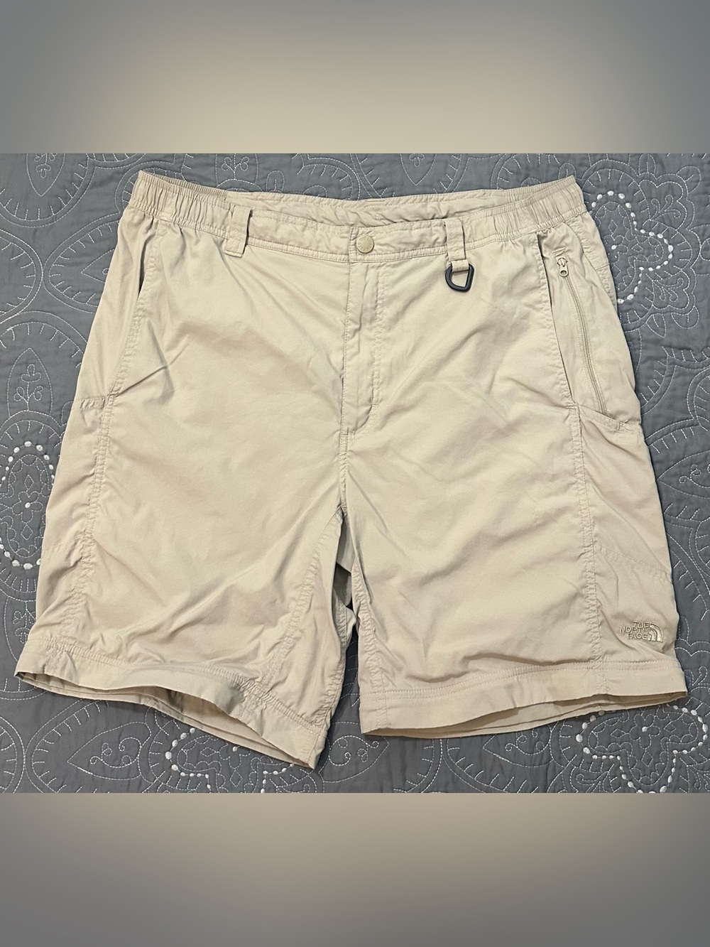 The North Face Men’s Tan Cargo Shorts Size XL